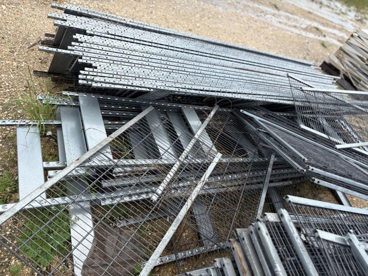 l4---wire-shelving-image-2
