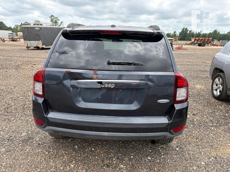 2014-jeep-compass-image-4