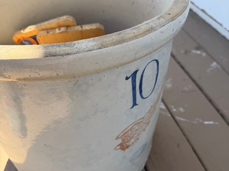 10-gallon-redwing-crock-image-10