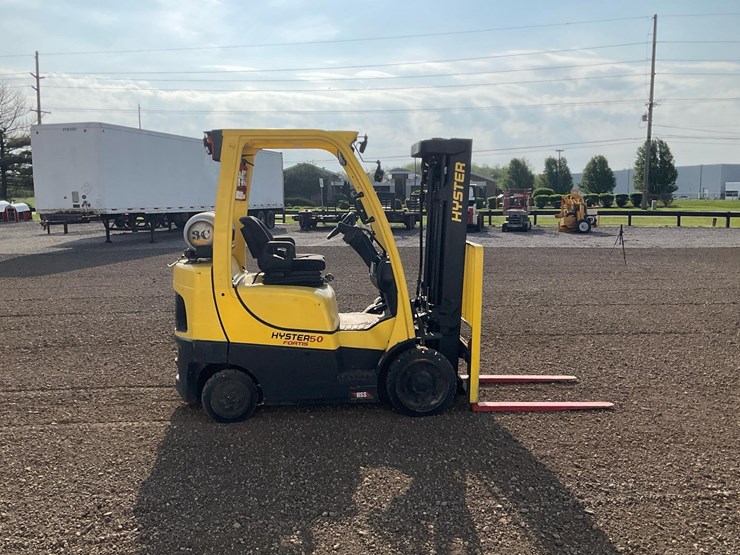 2020-hyster-s50ft-image-2
