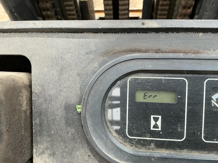#1365-•-1999-yale-glc040rgnuaq088-forklift-image-14