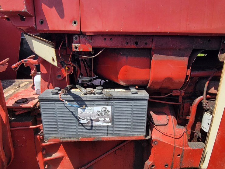 case-ih-farmall-706-image-14