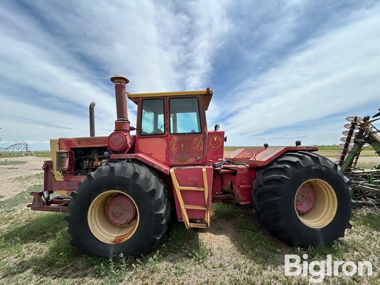 1976-versatile-850-image-8