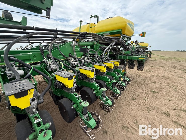 2018-john-deere-db60-image-20