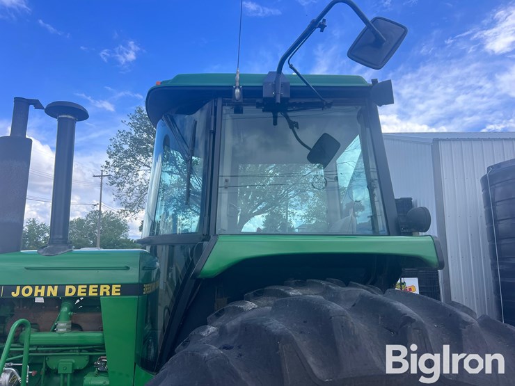 1990-john-deere-4455-image-9