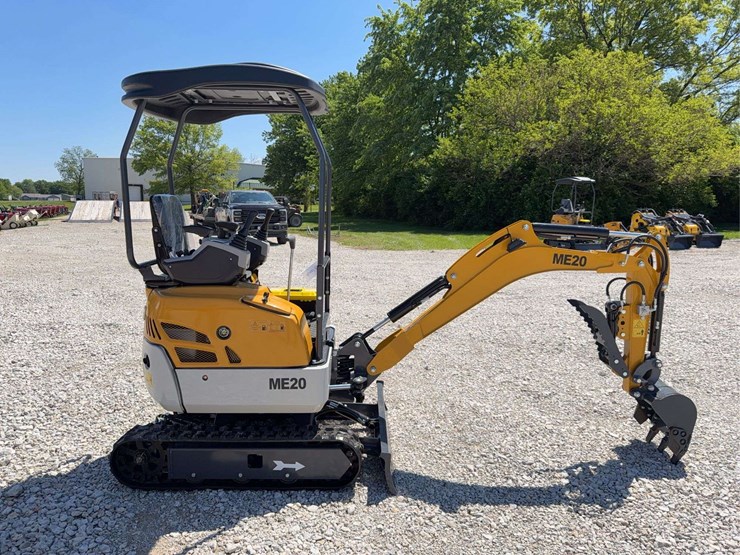 2026-me20-diesel-mini-excavator,-s/n-05359a-image-6