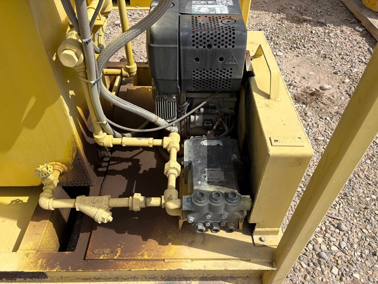 meyer-4-station-closing-unit,-skidded-image-2
