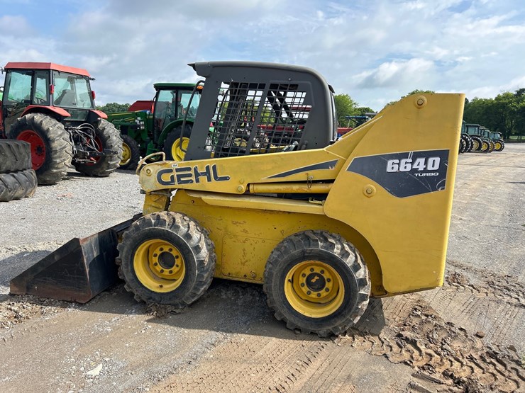 gehl-6640-image-5