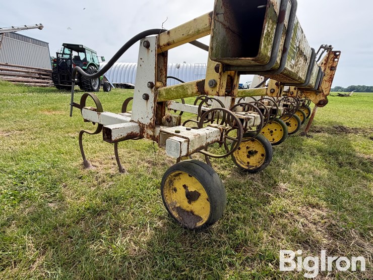 tebben-6-row-cultivator-image-9