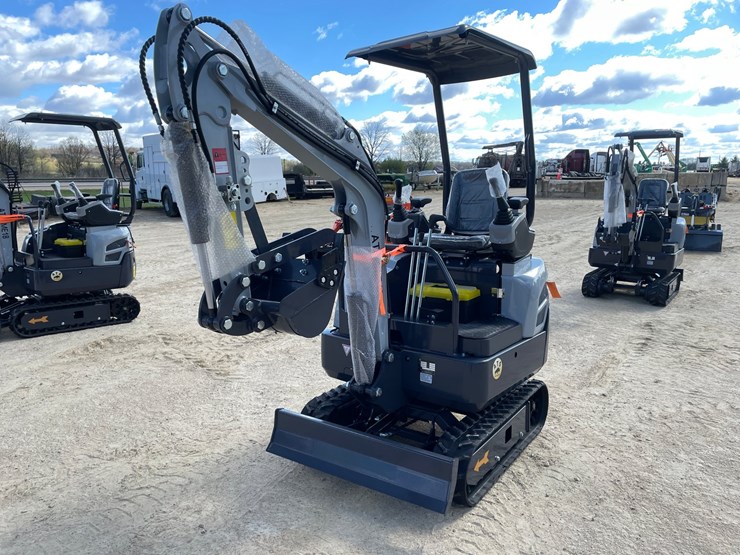 #1111-•-new-ats-me18-mini-excavator-image-1