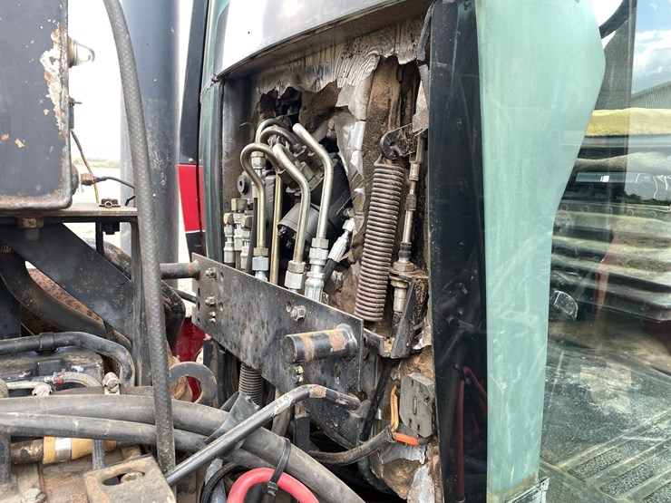 case-ih-8950-image-70