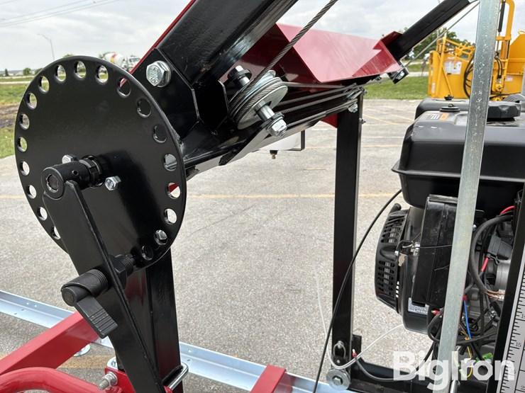 2026-massey-ferguson-730-image-18