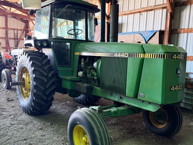 john-deere-4440-image-6