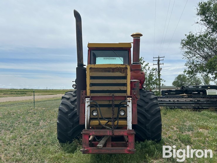 1976-versatile-850-image-2