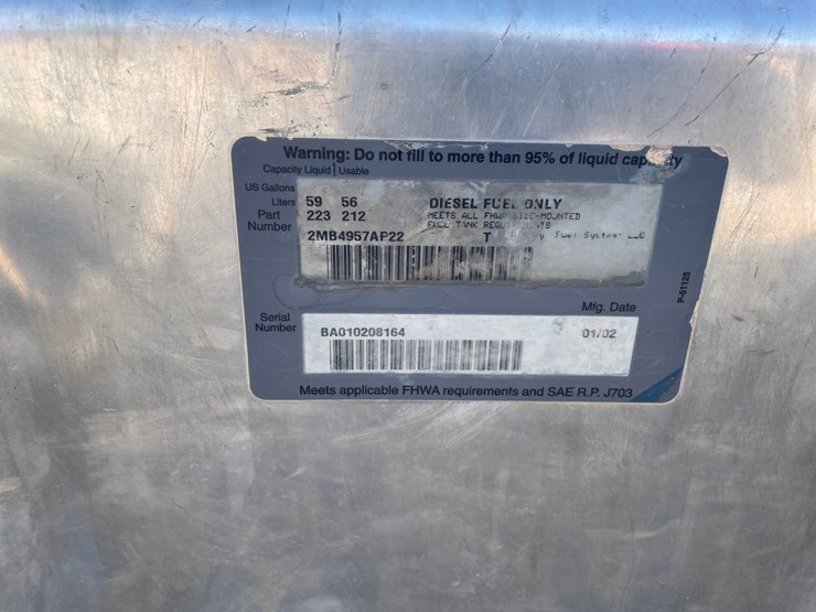 #6152-•-2002-mack-rd-model-fuel-tanker-truck-(has-title)-image-24