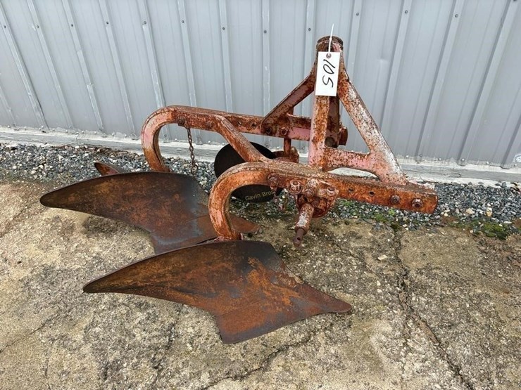 dearborn-3pt-2-bottom-plow-image-1
