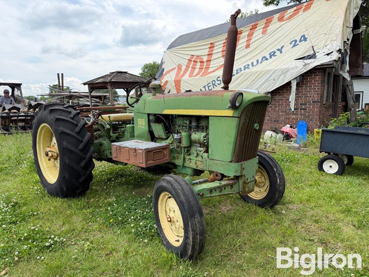 1963-john-deere-1010-image-3
