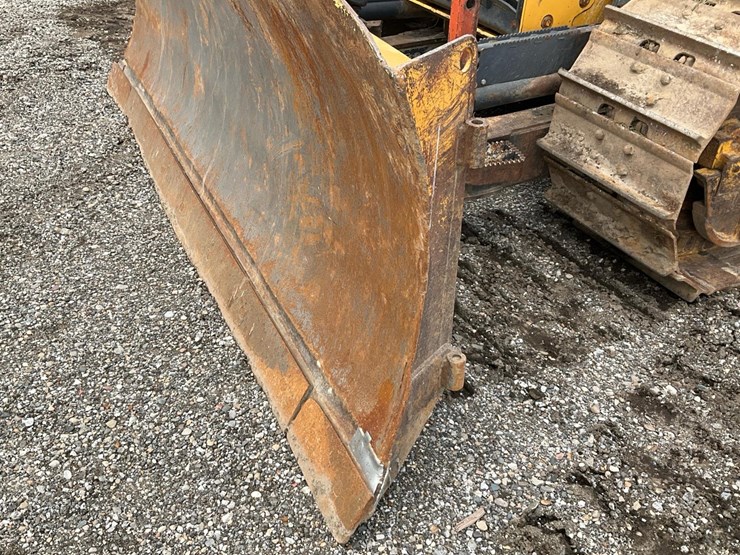 2014-deere-650k-xlt-image-45