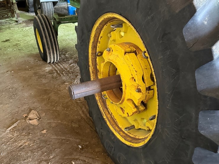 john-deere-4440-image-32