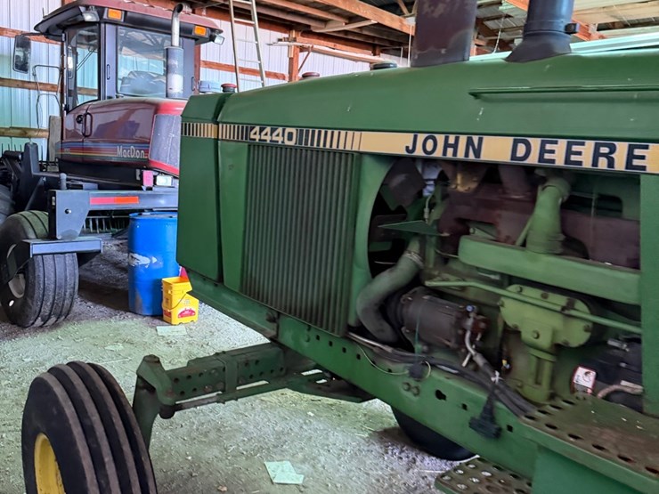 john-deere-4440-image-18