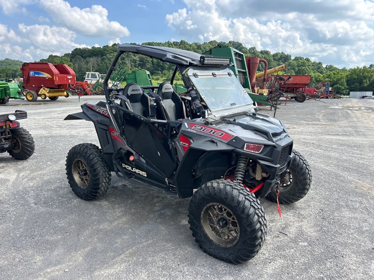 polaris-rzr-900-image-4