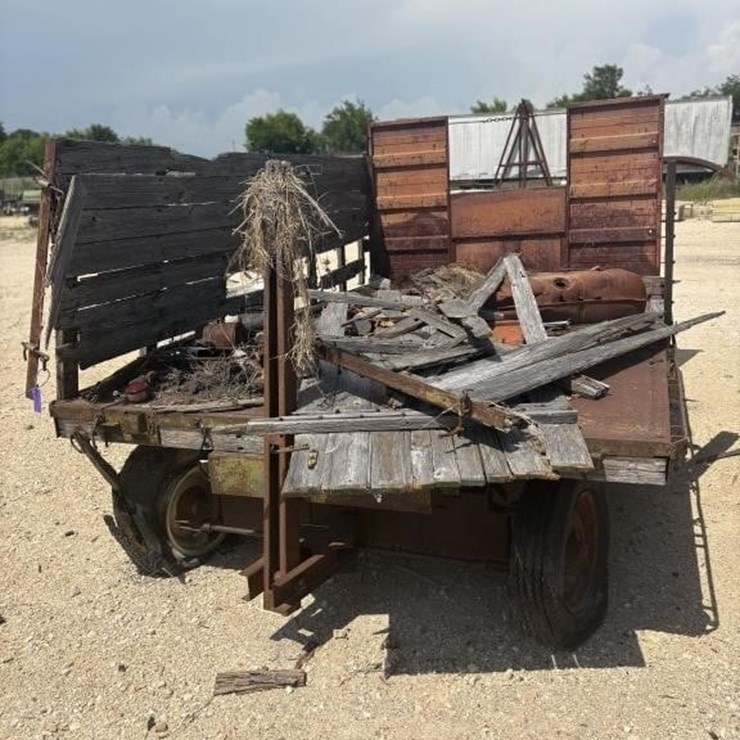 L3 - Four Wheel Farm Trailer