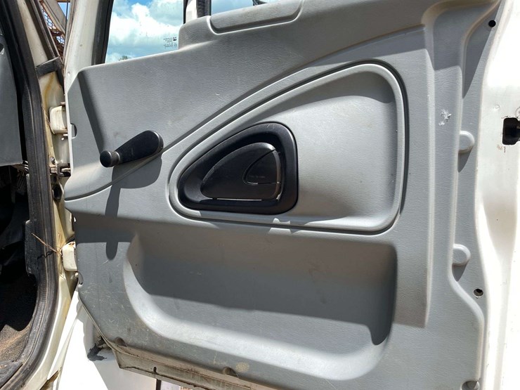 2008-international-durastar-4300-image-19