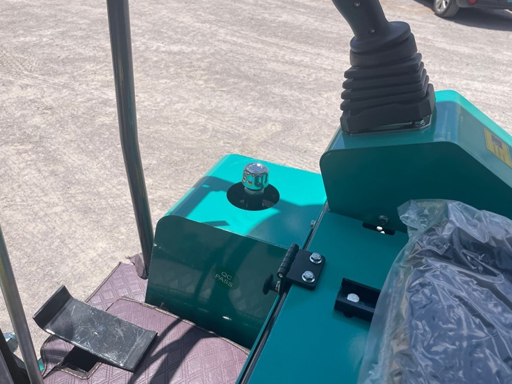 #2656-•-unused-cfg-mini-excavator-image-14