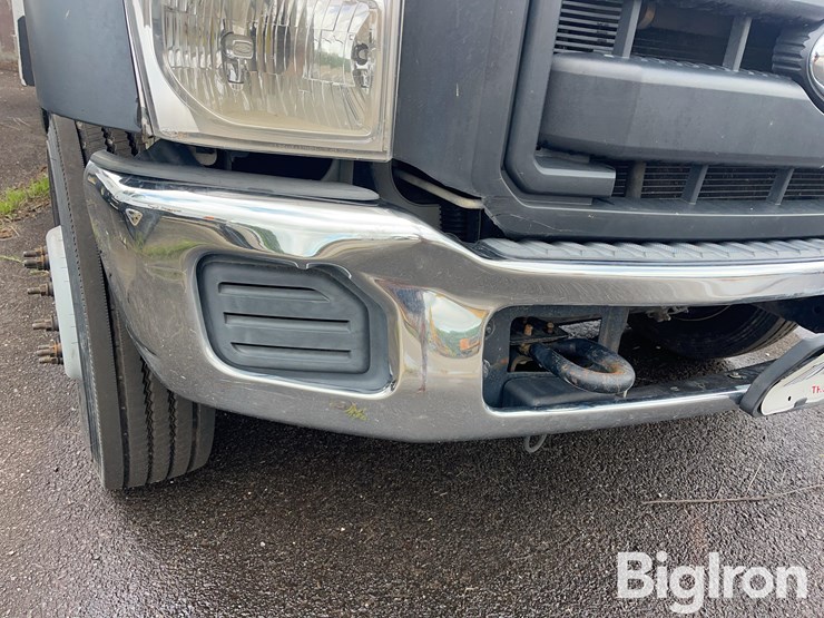 2015-ford-f550-image-11