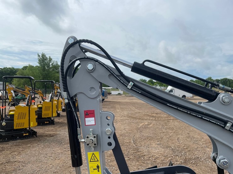 #2035-•-unused-2026-ats-mini-excavator-image-21