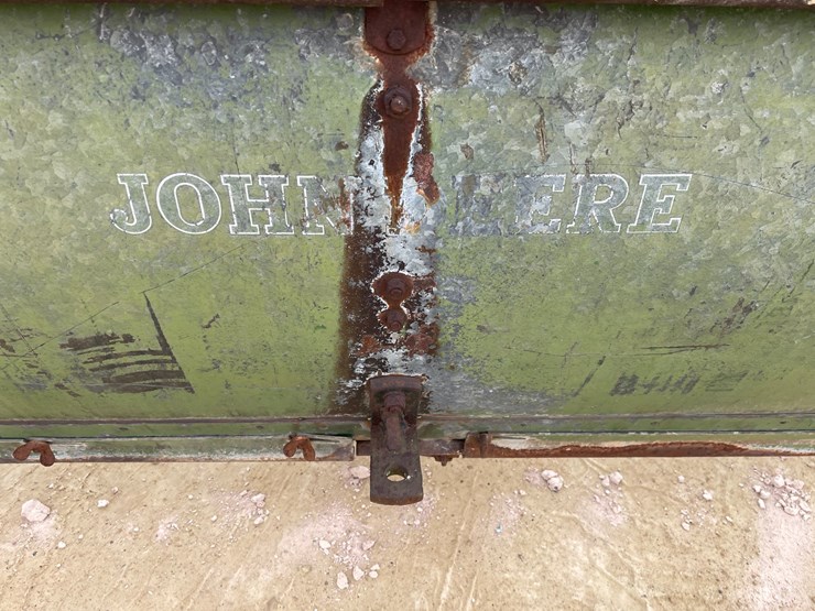 #2015-•-antique-john-deere-lime-spreader-image-31