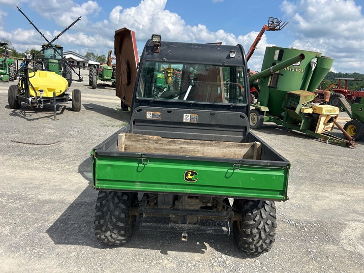 john-deere-gator-image-3