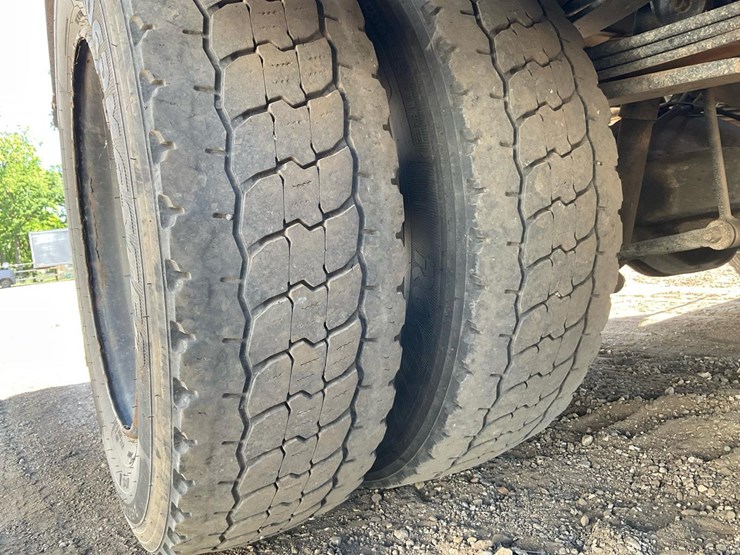 2017-ford-f350-image-48