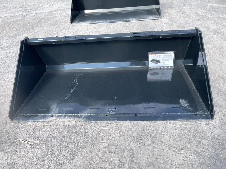 #2772-•-unused-2026-wolverine-skid-steer-track-duty-bucket-attachments-image-3
