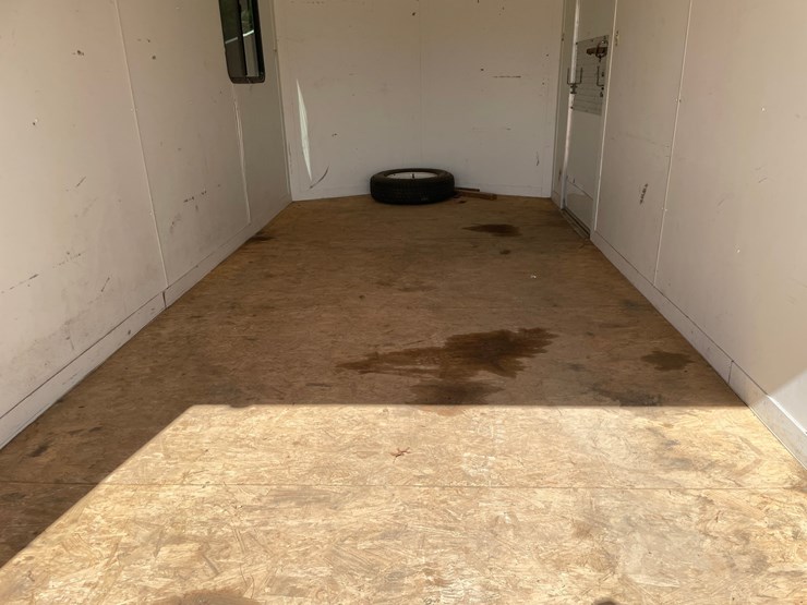 #412-•-2012-middlebury-16'-enclosed-trailer-(has-wi-title)-image-57
