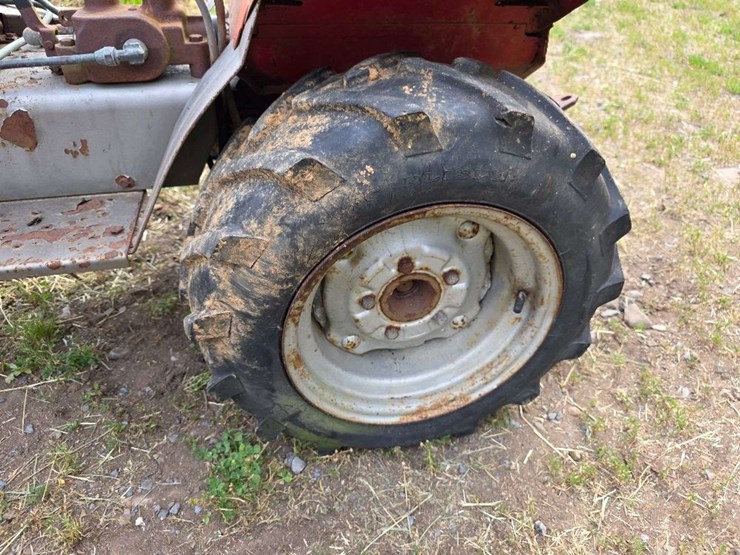 1974-massey-ferguson-12-image-26