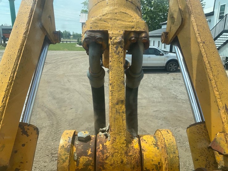 1980-john-deere-644-image-47