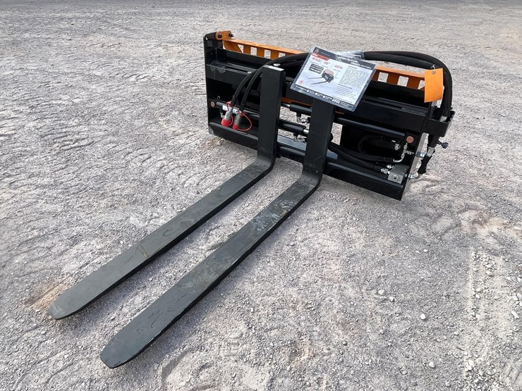 #2779-•-unused-2026-wolverine-adjustable-hydraulic-pallet-fork-attachments-image-2
