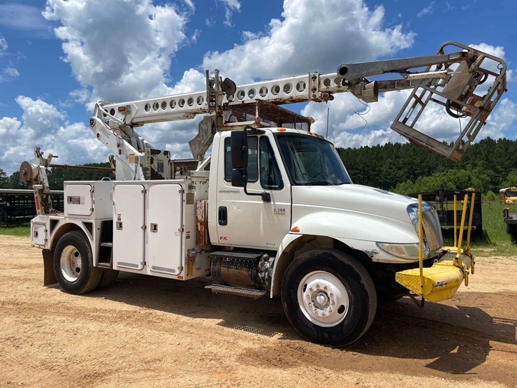 2008-international-durastar-4300-image-4