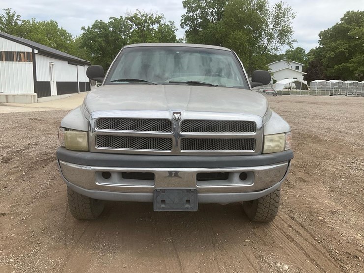 1999-dodge-2500-image-8