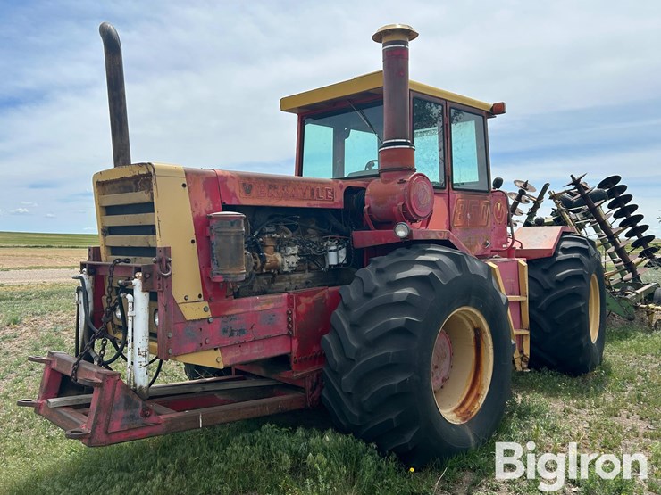 1976-versatile-850-image-1