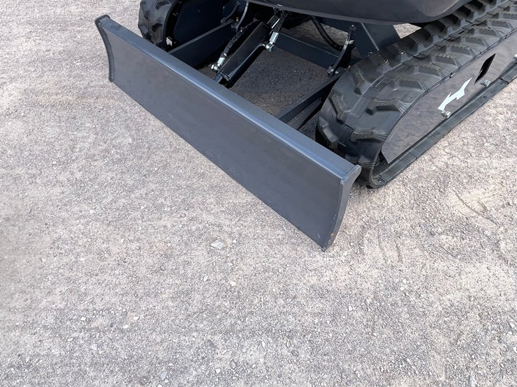 #2662-•-unused-cfg-mini-excavator-image-40