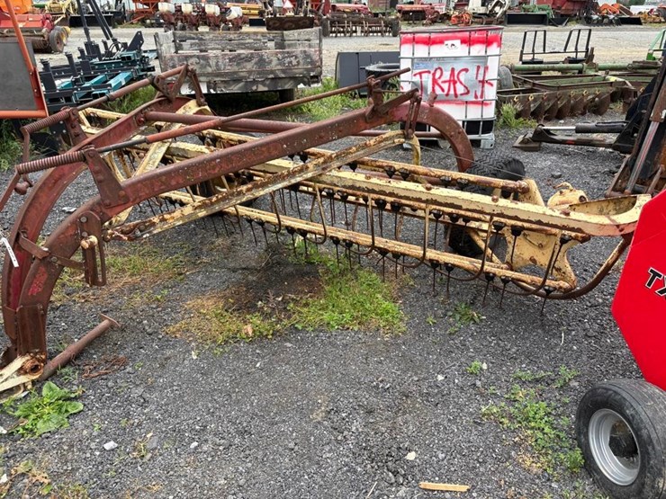new-holland-56-image-2