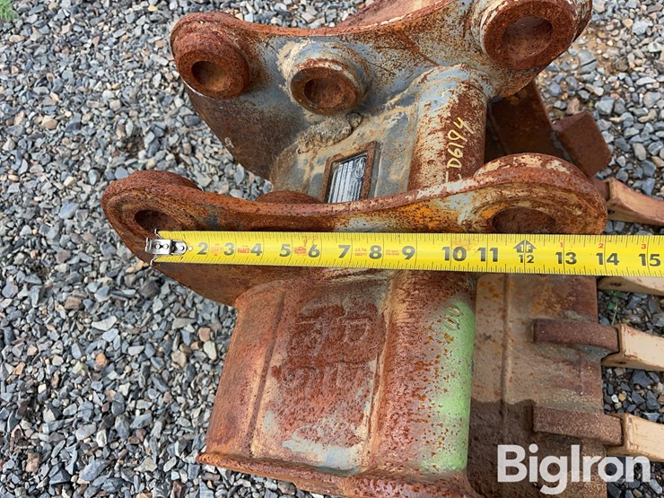 strickland-24"-backhoe-bucket-image-15