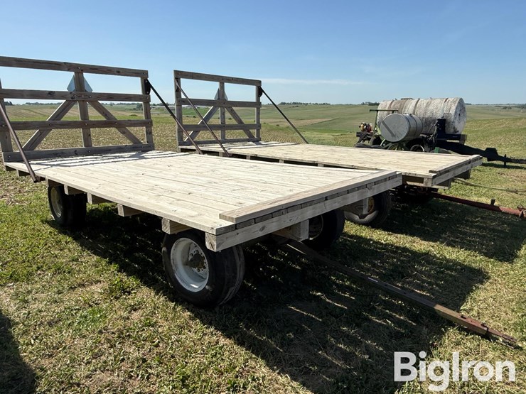 16'-hay-rack-on-john-deere-running-gear-image-2
