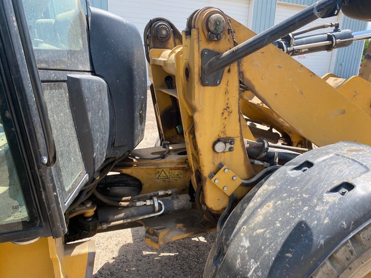 caterpillar-906h2-image-31
