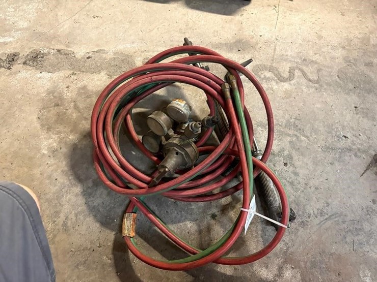torch-hose-&-cutters-image-1