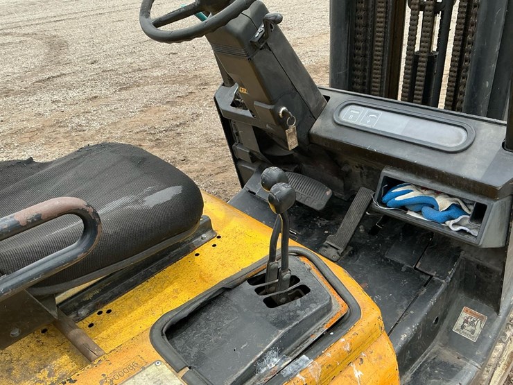 #1365-•-1999-yale-glc040rgnuaq088-forklift-image-13