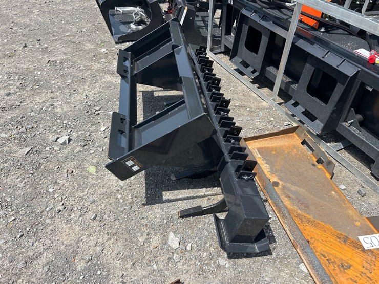 #106-•-six-shank-skid-steer-ripper-image-2