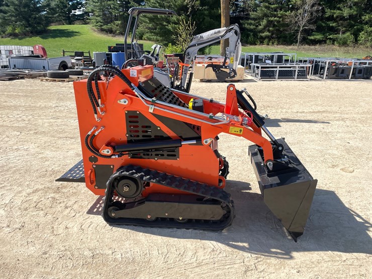 #1113-•-new-ats-ride-on-mini-skid-steer-loader-image-4